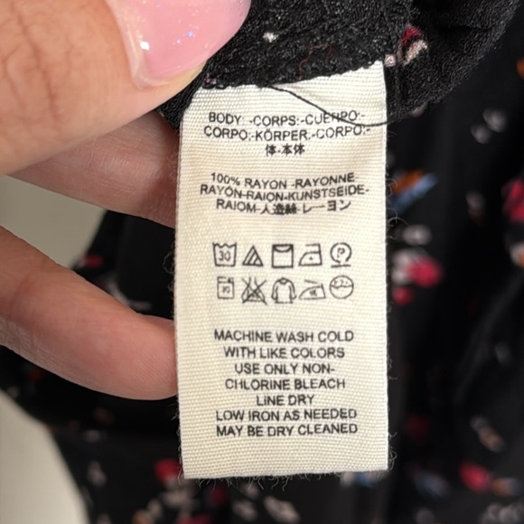 Free People Sweet in the Streets Black Floral Overall Shorts Size Large - Picture 7 of 8